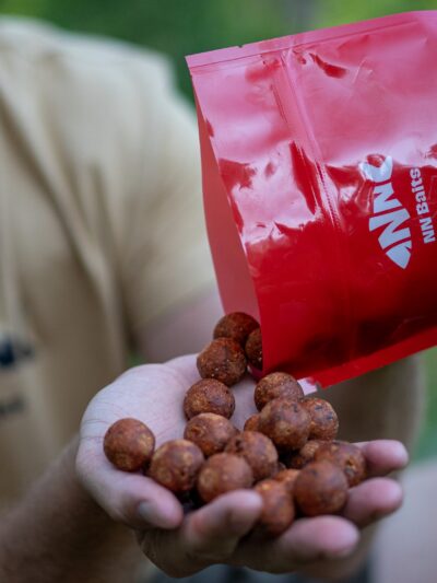 HNV boilies Čillina (Čilli / Krill / Robin red)
