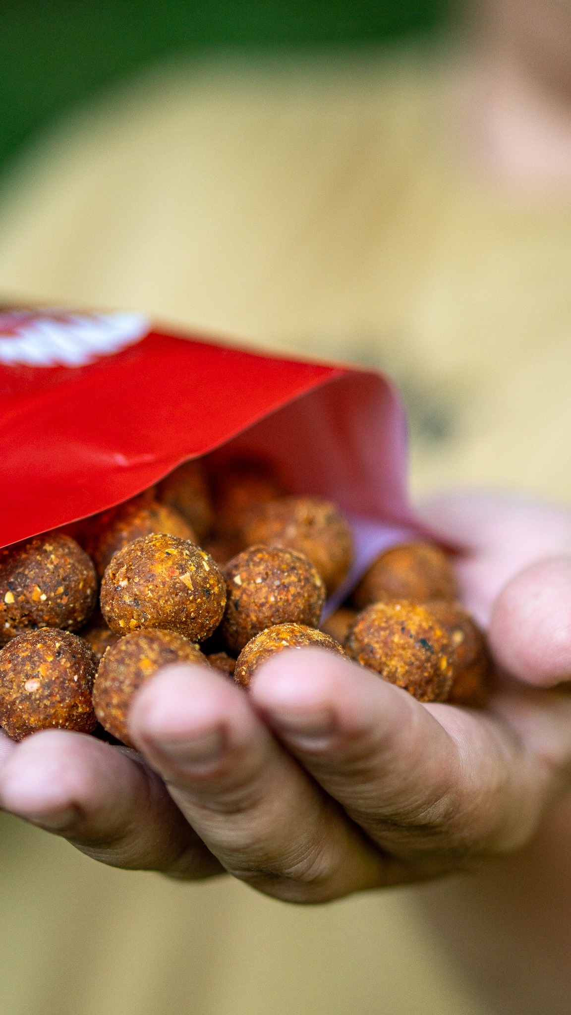 Activ Pulse boilies Úderák (Údený Rak)