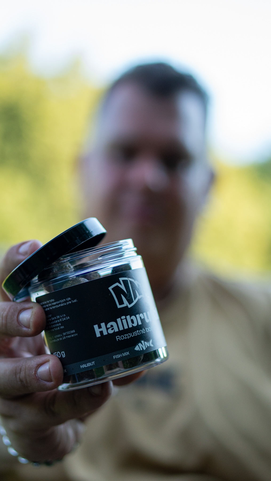 Rozpustné boilies Halibrutál HNV (Halibut + 3 rybie múčky) – Obrázok 4